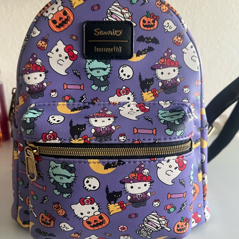 Hello kitty loungefly - Picture 2 of 6